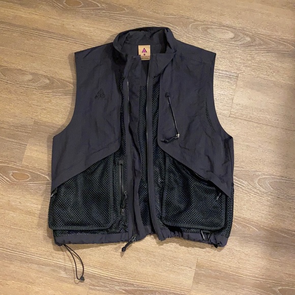 Nike ACG Jackets & Blazers - Nike ACG Vest